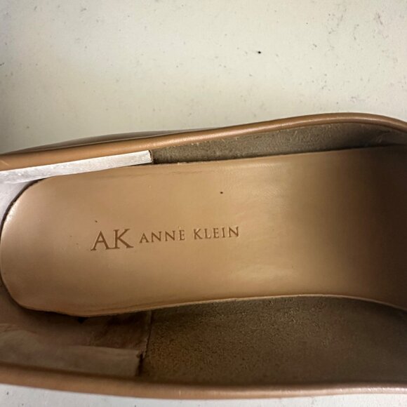 Anne Klein Womens Leather Loafers Size 8.5M Tan - Picture 10 of 10